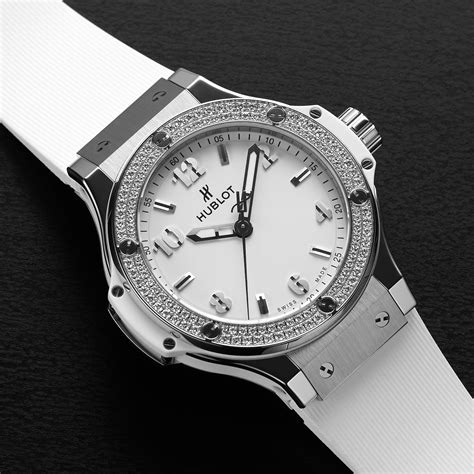 white hublot with diamonds|hublot big bang diamond bezel.